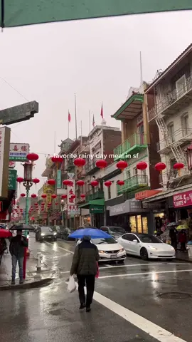 One of my favorite places to eat in Chinatown, especially on a rainy day! #sfeats #sanfranciscofood #sanfrancisco #chinatownsf #sf#sanfranciscoeats #besteats 