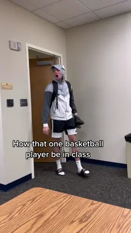 Not the Austin Rivers mixtape 😭🔥 (Via @Joe rauth ) #highschool #basketball #students #studentlife #class #classmates #relatable #highschoolbasketball #sports #school #growingup #memories 
