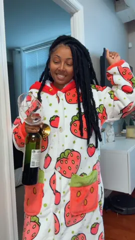 I had big plans this weekend 😩 but in typical 2022+ fashion, life humbled me real quick. #ad  Thanks to my #cozyjamafamily you can find me cuddled up under my weighted blanket in this super cute #cozyjama strawberry robe catching up on some much needed self care! — #explore #saturdaynight #selfcaresaturday #pajamas #instagood #30plusontiktok 