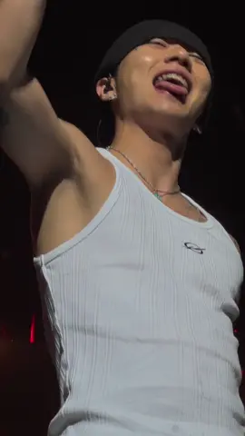 วอนแจคือที่สุด รอยสักแบบชัดๆ กระแทกตามาก #woo #woowonjae #aomgworldtour2023 #aomgworldtour2023inbkk #jjtuan #joyjoydiary 