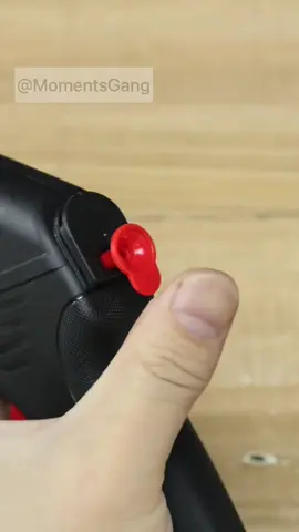 Auto feeding solder