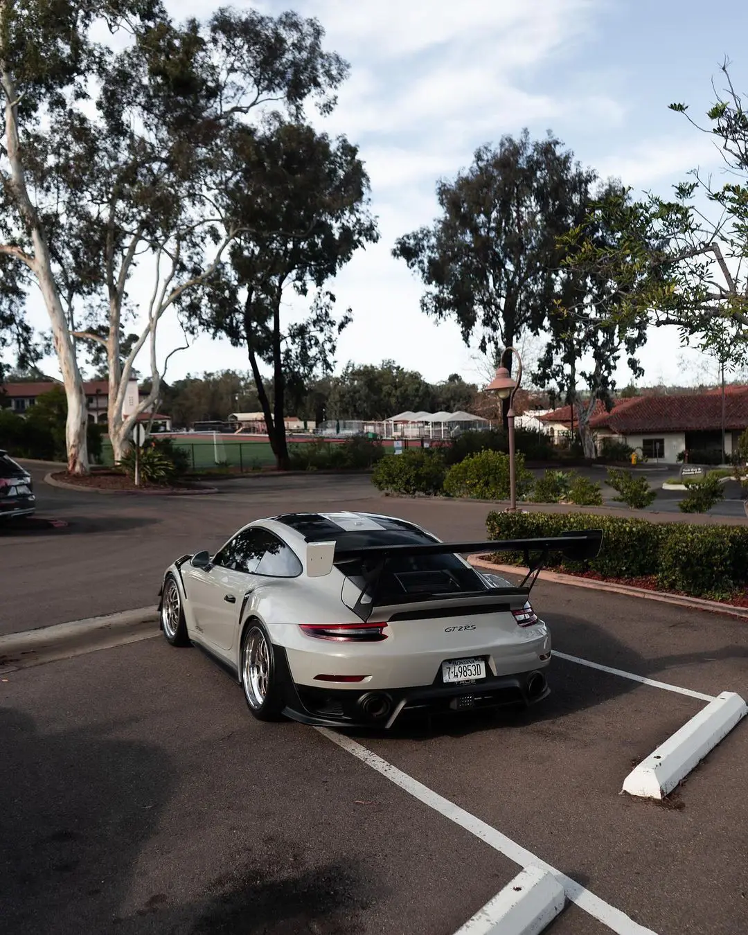 2RS Perfection | credit : dannycarspots/ig #porsche #gt2rs #car #cars #carsoftiktok #photodump  #fyp 