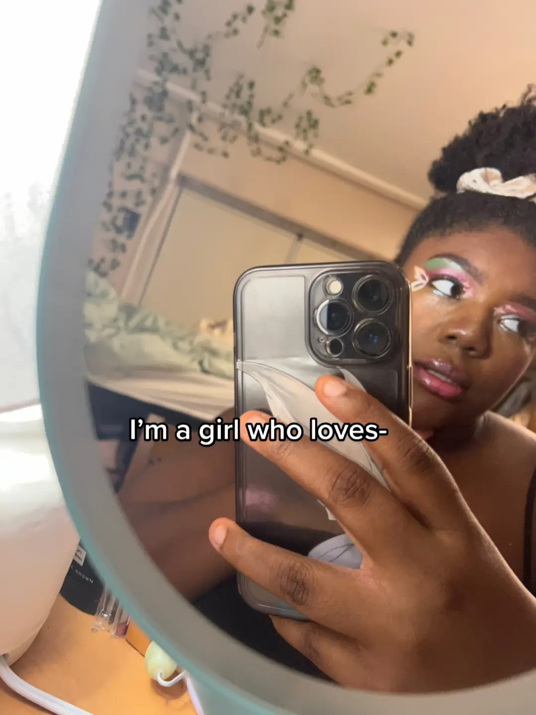 I’m a girl who loves ❤️ 