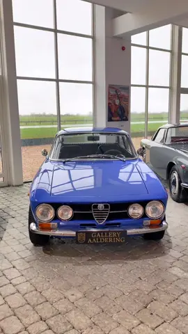 Blue Mondays could be worse… 💙 Big things come in small Italian packages. Definitely one of our favourites, the Alfa Romeo GT1600 Junior! What else is there to say, pure fun 😏 Exquisite Classic Automobiles 🚘 www.gallery-aaldering.com #G#GalleryAalderingO#OldtimerAlfaRomeo #GTJunior #GT1600 #Bertone #Blue #Italia #S#SupercarO#OldcarF#FyF#FypF#ForyouF#ForyoupageL#LikesA#AutoB#BrummenCars 