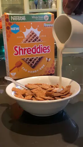 “Just… like… HONEYYYYY!” (Hit the link in my bio for full ASMR w/o music) #asmr #mukbang #shreddies #honey #mariahcarey #cereal