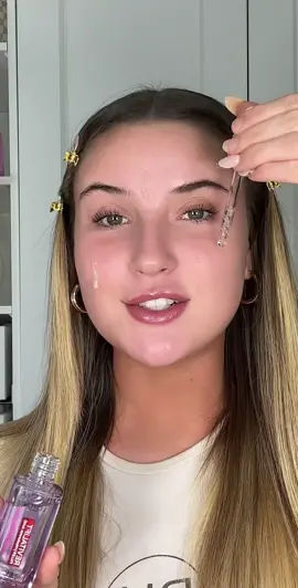 3 products that saved my skin <3 my favs are from @lorealparis #ad #skin #skincare #skincarehacks #loreal #hyaluronicacid #eyeserum #faceserum #moisturiser #nightmoisturiser #skincareroutine 