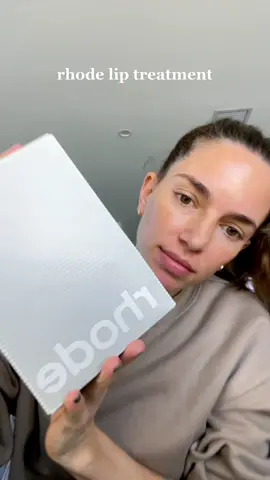Me encanto 🤍✨ @rhode skin @Hailey Bieber #rhodeskin #rhodeliptreatment #rhodelippeptide #rhode #rhodelipgloss #lipgloss #foryou #parati 