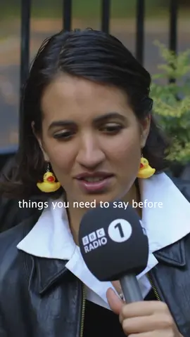 4 things to say while you’re alive 🤍 use this as a sound :)  #grateful #wow #wordsofwisdom #swansong #phoebebridgers #phoebetok #victoriacanal #fyp #songwritersoftiktok #lizzymcalpine 