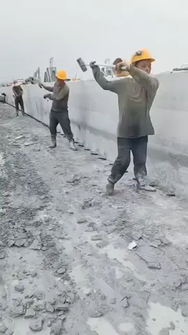 The flexible-handled sledgehammer used by the miners...#civilengineering #civilengineer #concrete #buildings #construction #building #engineer #engine