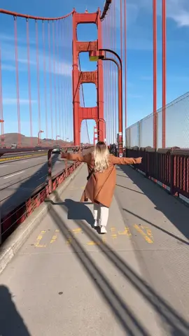 Acting up on the famous bridge, just living life❣️ #famousbridge #sanfran #sanfrancisco #city #citygirls #livinglife #goldengatebridge #sanfranciscobridge #sanfranciscobayarea 