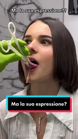 TONGUE PIERCING - Avete visto la sua espressione? #omg #piercing #tonguepiercing  #piercinglingua #piercings #dimitridaleno  #expression #piercingcheck #piercingvideo 