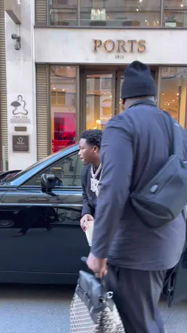 #roddyricch in #paris #rappers #stars #celebrity 