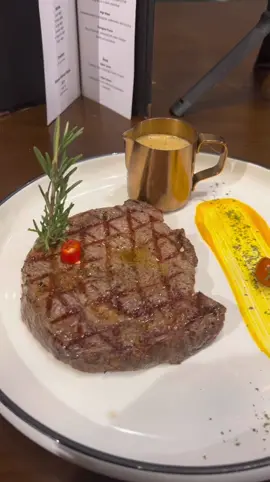 MANCHESTER’S BEST STEAKHOUSE 🥩!? @Ribeye Steakhouse #manchester #mcr #steak #burger #Foodie #halalmunchies #foryou #fyp #reel #reels #explore #explorepage #trending #foodreview #ribeye #halal #halalfood #foodinmanchester #mcrfoodie #steakhouse #foodinmanchester #ribs #lambchops #wings #angus #wagyu #steaklovers #halal #halalsteak 