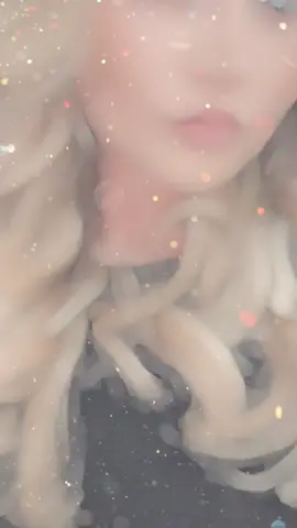 #blurry #selflove #whodat #lipsgame #filters#shecute #boss #femaleboss 