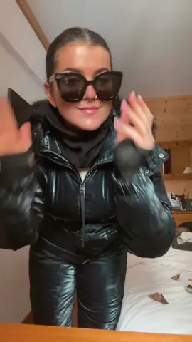 Tuesday ski fit @asos ski fits are the cutest #skioutfit #getreadywithme #grwmroutine #getready #dailyoutfits #asos #skisuit #winterfit #skifit #skioutfitcheck #skiootd #foryou 