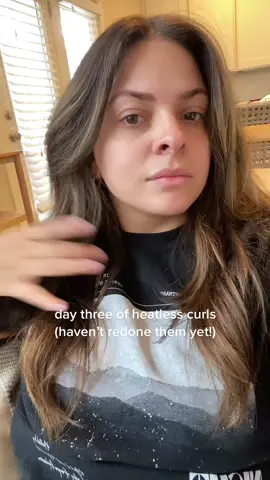 Im converted! #heatlesscurls #amazonheatlesscurls #amazonheatlesswaves #heatlesswaves #heatlesscurlsday3