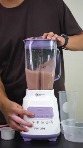 Blends 40% finer and crush ice perfectly. Thanks to powerful ProBlend Crush Technology🥳 Get yours and experience the perfect texture from smoothies to soups and sauce. #philips #philipshomelivingph #philipsyourway #fy #fypシ #fypage #tik_tok #philipsblender #KitchenHacks 