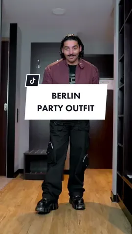 Denkt ihr, ich komm so rein? Wie findet ihr den Fit? 🧐 #grwm #outfit #berlin #partyoutfit #partyoutfits #raveoutfit #feierngehen #partyberlin #berlinclubs #berghain #techno #rave #raveootd #ootn #fashionweekberlin #berlinfashionweek #bfw #pfw #parisfashionweek #milanfashionweek #mfw #fashionweek #fashion #mode #style #fashiontiktok #avantgarde #boots #grunge #winteroutfit #winterfashion #outfitinspo #outfitideen #streetwear #streetwearde #getreadywithme #deutsch #samirhoma #baggyoutfit #cargo #allblackoutfit #cargohose #y2k #rock #punk #mensfashion #blackfit #diesel #weekday #newrock #newrockshoes #clubbing #clubbingoutfit #party #feiern #club #berlintechno #disco #berlinclub 