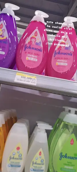 ¿Lo probamos? 🤩 #shampoojohnsons #gotasdebrillo #johnsonsbaby 