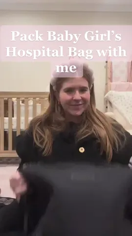 Baby’s Hospital Bag✔️ #babytiktok #hospitalbag #babyhospitalbag #pregnant #pregnanttiktok #fyp #pregnancytiktok #pregnancy #firsttimemom #9monthspregnant #babygirl #baby 