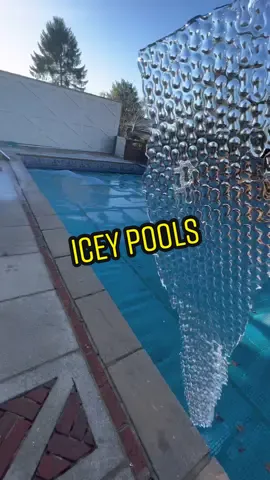 Icey pools 🥶 #thep00lguy #hollayaboy #oddlysatisfying #asmr #ice #icey 