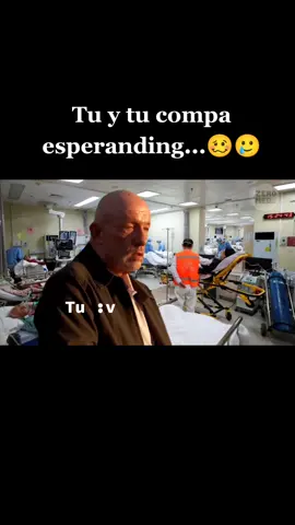 Esperando sentado campeón 🤣🤣🤣 . #zeromed #guardiatoxica #internadomedicina #posturno👩🏻‍⚕️ #internadotoxico #yamatenme #breakingbad #walterwhite #memes #medstudent 