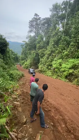 disini mi di liat skill na driver 😎 morowali jalur seba2 😎#jalursebasebamahalona #morowali_sulteng_bahodopi #GenshinImpact34 #operatormuda #sitekonawerouta 
