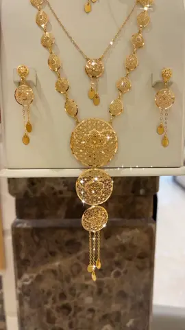 #jwellery #ذهب #مجوهرات_ناشي #ذهب_عيار_21 #الاحساء #nashi #الشرقيه #explore #طقم #المملكه_العربيه_السعوديه 