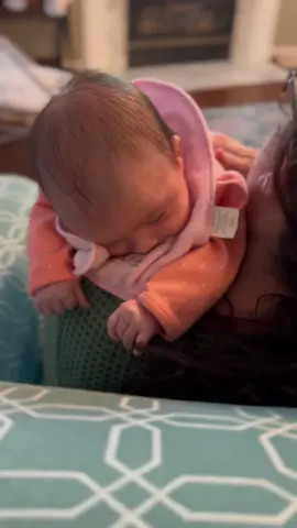 Oh my. #fyp #newborn #baby #babyfart #Love #wow 