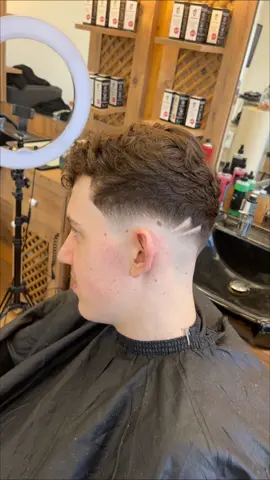 ✍🏾 #barbershop #barber #haircut #skinfade #fyp 