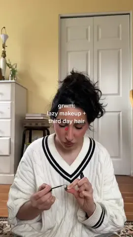 lazy makeup & third day hair for when i’m feeling blehhh - happy monday cuties <3  #grwm #wellness #makeuptut #hairtut #Lifestyle #lifestyleinspo #fyp 