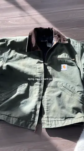 dying my carhartt jacket #ritdye #carhartt #fyp #vintage #thriftfind 
