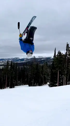 The sit ski boss @trevor_kennison is back landing flips with ease this winter 🔥 🎥: @maxwilliamssb #sitskiboss #skitok #skiing #backflip #winterpark #sendit