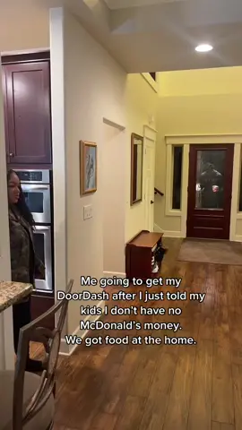 Black Moms be like.. #fyp #foodtiktok #comdey #tiffanysolotraveldiary #viraltiktok #blacktiktokcommunity #funnyvideos #blowthisupforme #blackmomsbelike 