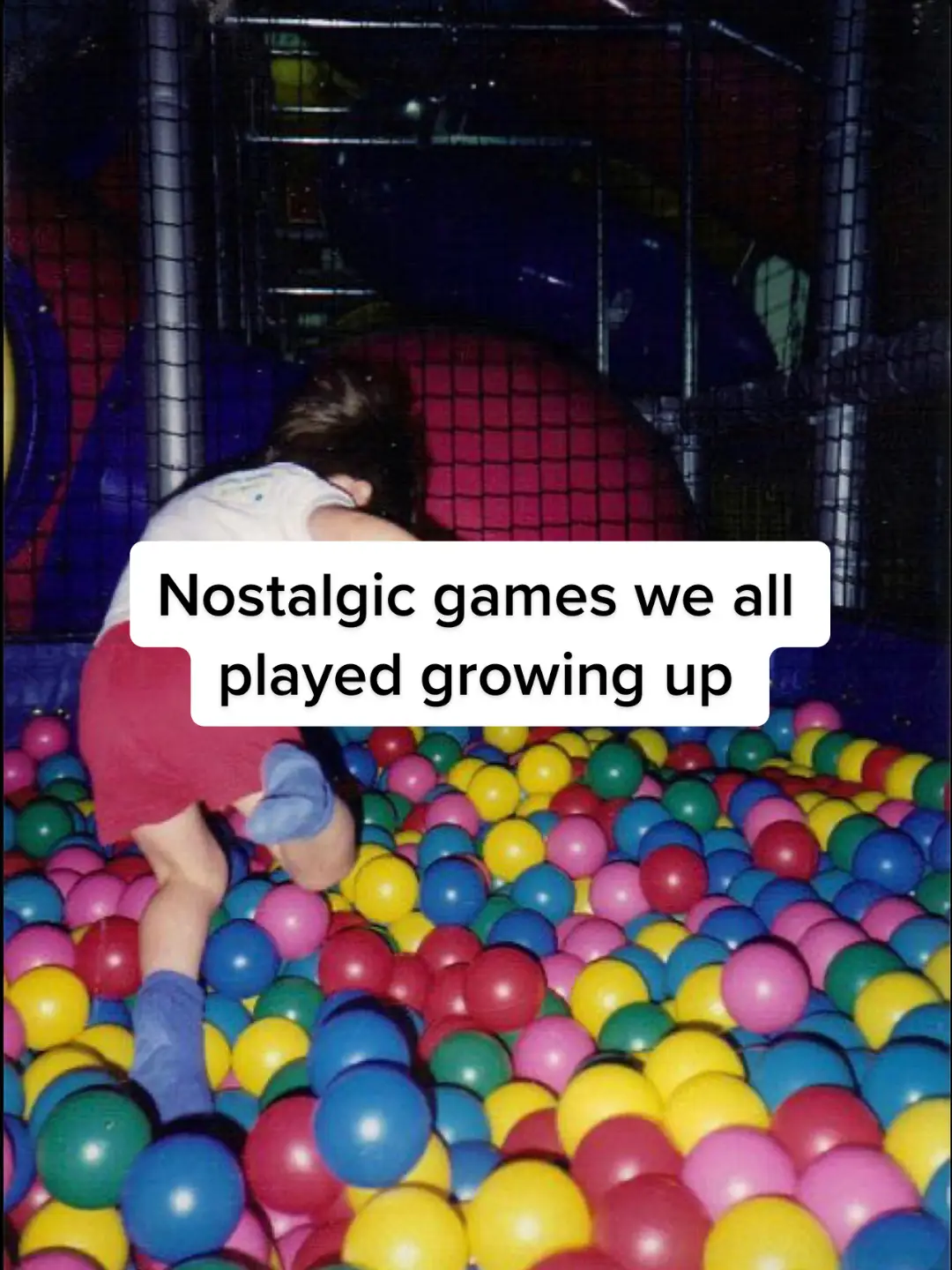 Coming home from school and spending 2+ hours online were the best 🥺😌💗 #nostalgic #nostalgiacore #virtualrealitygames #geowingup #childhoodmemories #childhoodmemory #clubpenguin #wizard101 #toontown #webkinz #roblox #onlinegames #corememories #2000sthrowback #throwback #websites #doyouremember #simpletimes 