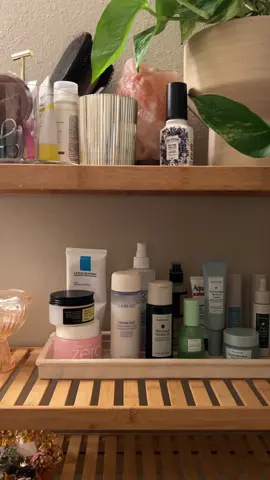 🧖🏻‍♀️☁️✨ #skincareroutine #skincareproducts #skincaretiktok #restockwithme #restockday #restocktiktok #skincarecheck #skincarerestock #shelfie 