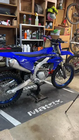 Just got it today. 2023 Yamaha YZ450F. #yamaha #yz450f #newbike #mx #dirtbike #blucru 