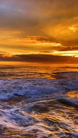 #sunrise #beachsunrise🌅🌅 #foryou #ocean #🌅🌊 