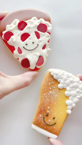 🍕❤️🍺#cookievideo #cookiedecorating #cookies #ValentinesDay #satisfying #fyp 