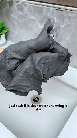 Efficient and fast cleaning magic cloth. Leaves no water spots. Let's try cleaning at home. #fyp #Home #cleaning #cloth 