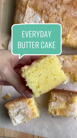 Be generous when you sprinkle on that sugar so it gets really flaky! #EasyRecipe #cake #simplerecipe #caketok 