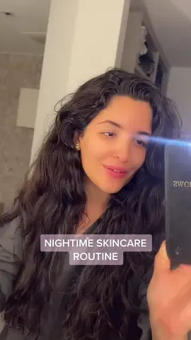 Paula’s choice with the CEO moisturizer….. byyyyyyyye. Toooooo good. #sundayriley #skincare #glassskin 