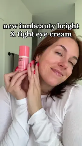 Meet the brand new Bright & Tight eye cream from @innbeautyproject 💖💚 Made to help instantly brighten and firm the under eyes, this lightweight but super hydrating eye cream will be your new bestie this year ✨ #innbeautypartner #innbeauty #brightandtight #eyecream #innbeautyproject #firmingeyecream #brighteningeyecream 