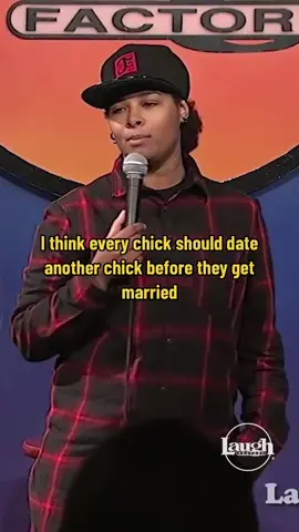 @cwayans gives some valuable marriage advice. Grab your tix to Chaunte Wayans’s show tomorrow night (1/28)! #wayans #chauntewayans #marriage #cheating #standup #laughfactory 