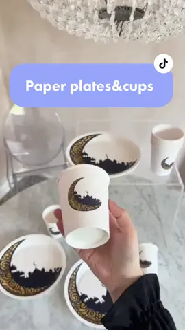 This paper plates & cups set are lifesaver for any event 💥 Which one is your favorite 👀  #paperplate #papercups #tableware #eidparty #eiddecor #ramadandecor #ramadaniscoming #muslimhome 
