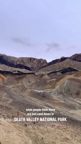 Death Valley National Park is filled with some of the coolest and most diverse landscapes! #deathvalleynationalpark #usnationalparks #usatravel #usroadtrip #beautifuldestinations 