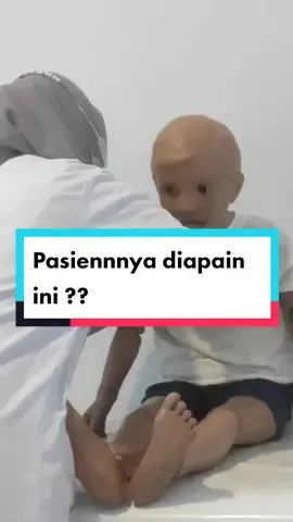 Masih terkait OSCE #fypシ #fyp #dosentiktok #foryou #perawatkompeten #laboratorium #mahasiswabergerak #mahasiswaindonesia #kampussiokal 