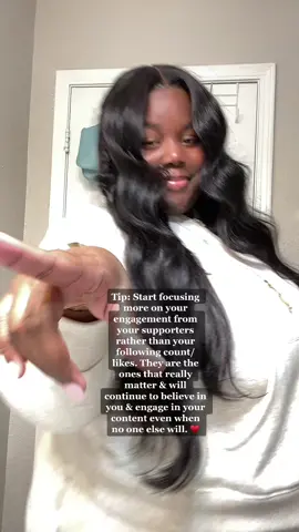 Now I'm not saying followers do or don't matter but I do believe engagement will take you the furthest. ♥️ #therickiacimone  #tiktokgrowthtips #motivation #hairinfluencer 