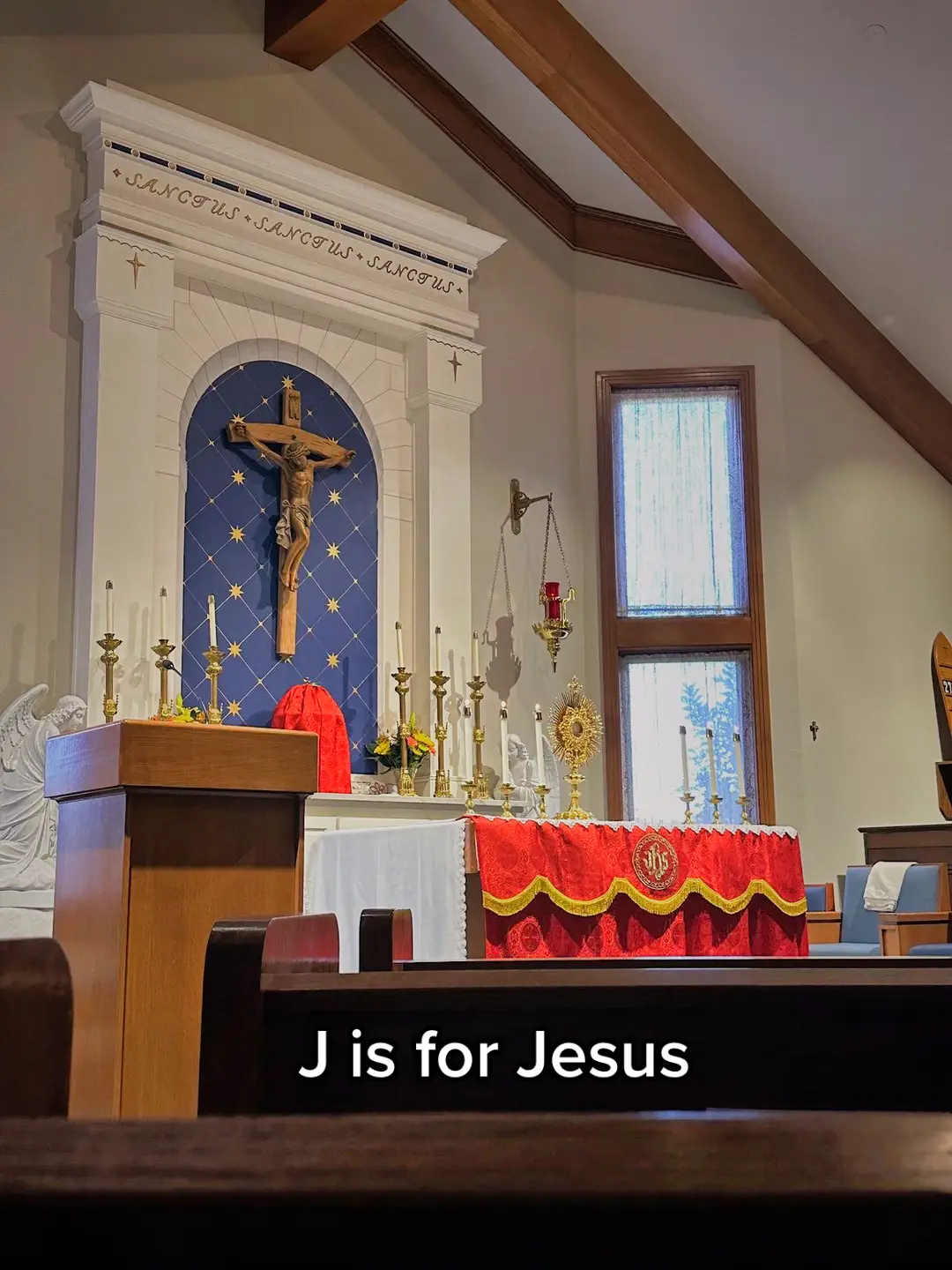 Jesus in the Eucharist >>❤️‍🔥❤️‍🔥 #catholic #christian #christiantiktok #catholictiktok #eucharist #Jesus #jesuslovesyou #fyp #fouryou #faith #church #churchtiktok #presenceofjesus 