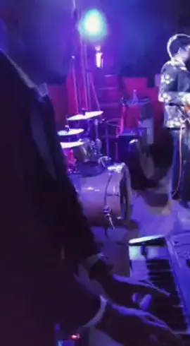 Videito en acción con la banda. Consejo - Marcos Vidal. #marcosvidal #consejo #guitar #electricguitar #worship #music #band #fender #chorus #boss 
